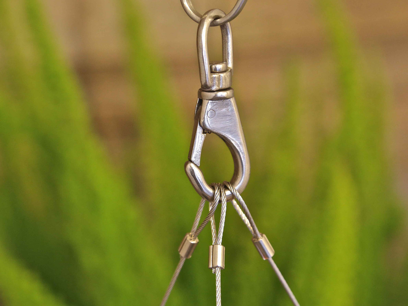 Navio Hanging Planter